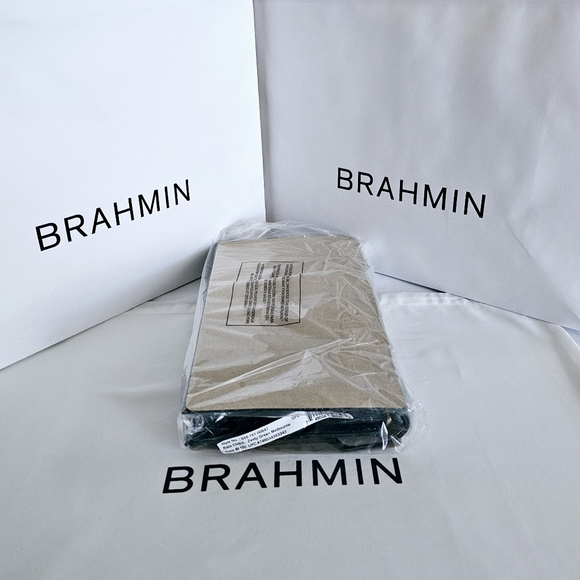 NWT Brahmin ZESTY GREEN Kaia Clutch w/Credit Card Wallet - Picture 11 of 16